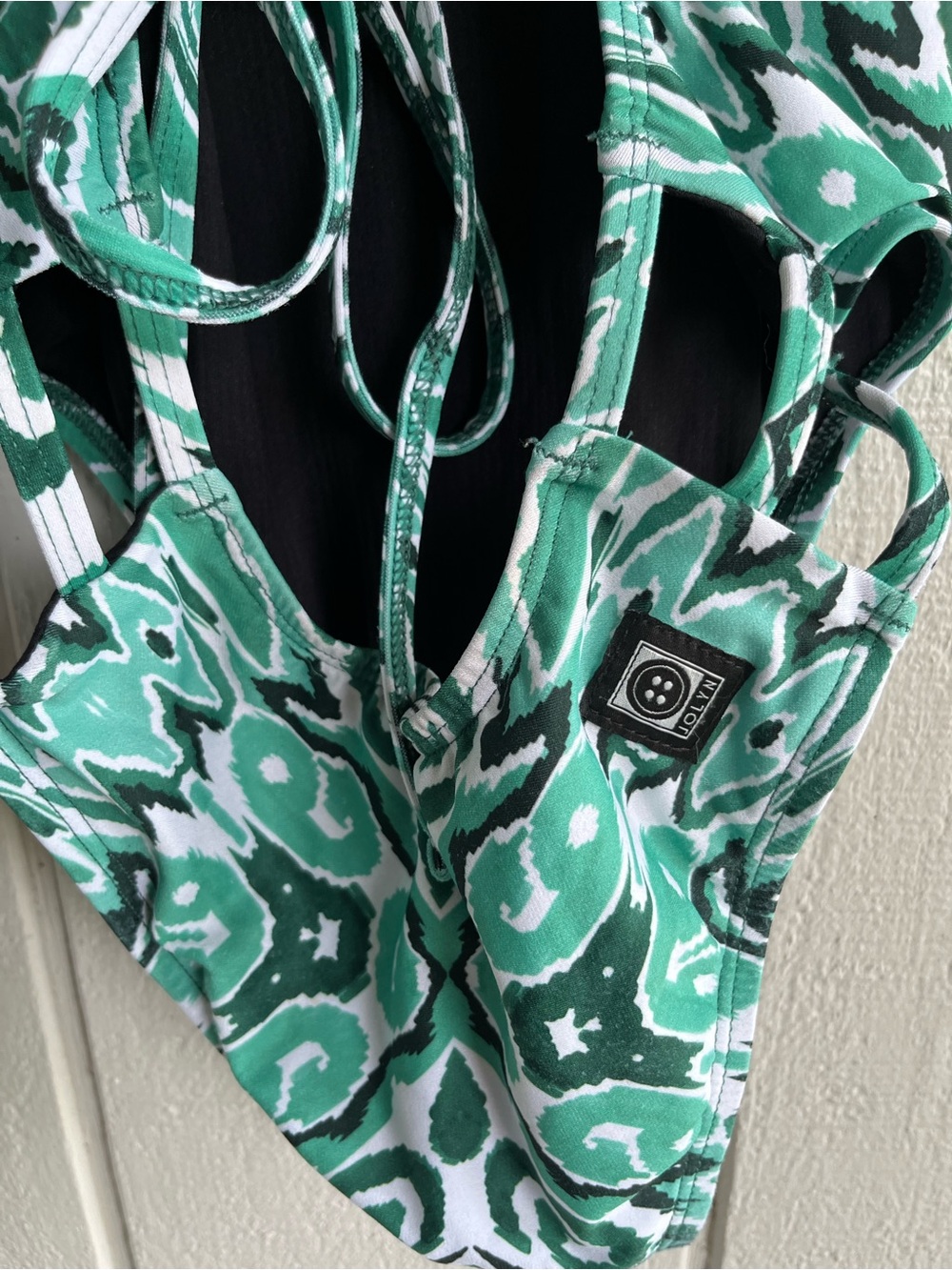 Jolyn Nico 2 One Piece Tie Back Swimsuit in Joy Green Print Size 30 - Picture 5 of 7